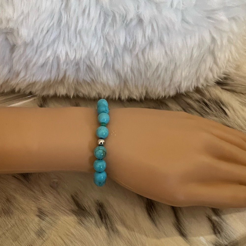 Blue turquoise gemstone bracelet